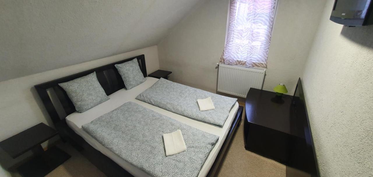 Апартаменты Apartman House Одорхею-Секуйеск Экстерьер фото
